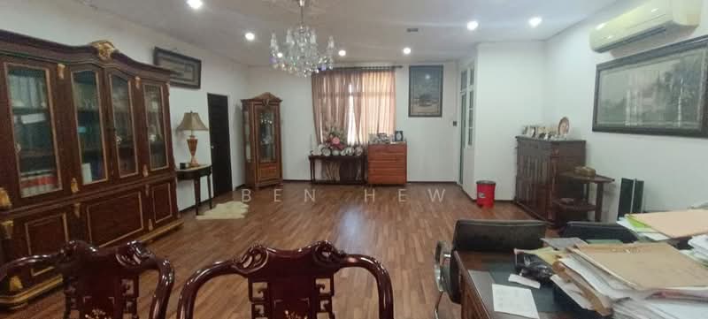 Untuk Disewa - Jalan Brother James