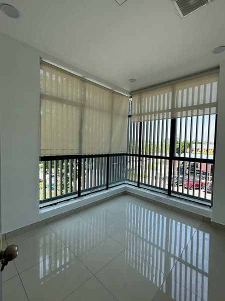 Office for Rent in Mutiara Heights (Kajang) - KH Tan - Balcony - PropertyGuru.com.my