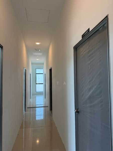 Office for Rent in Mutiara Heights (Kajang) - KH Tan - Corridor - PropertyGuru.com.my