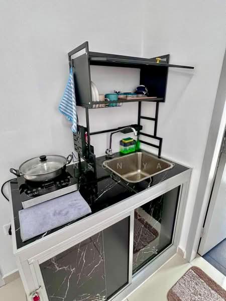 Service Residence for Sale at Midas @ Seri Alam - Winson Yap - Kitchen - PropertyGuru.com.my