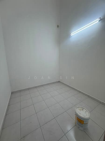 1-storey Terraced House for Sale in Taman Bestari Indah (Ulu Tiram) - Joan Sin - Interior - PropertyGuru.com.my