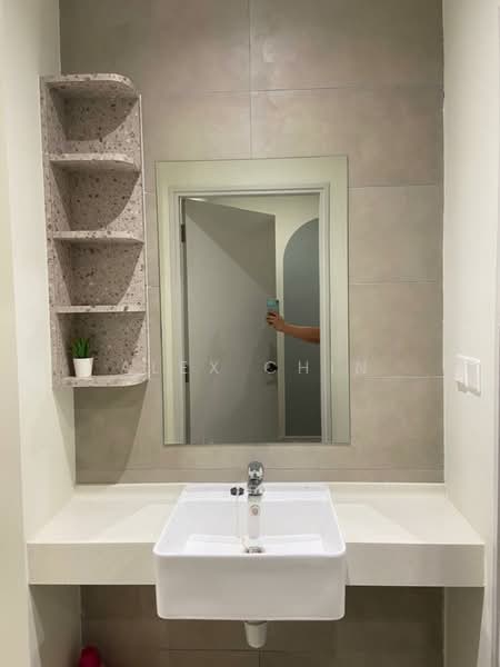 Riana South untuk Untuk Disewa - RM 700 /bulan, Mac 2026 - Bathroom - PropertyGuru.com.my