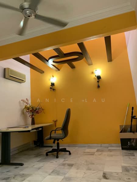 Taman Serdang Raya untuk Untuk Dijual - RM 800,000, Mac 2026 - Study - PropertyGuru.com.my