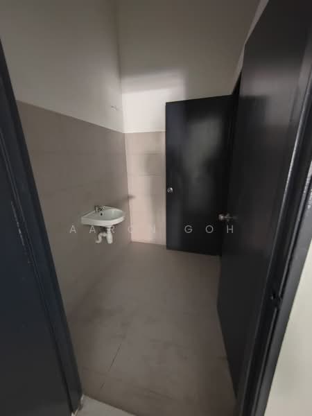 Shop for Rent in Bandar Mahkota Cheras (Cheras) - Aaron Goh - Bathroom - PropertyGuru.com.my