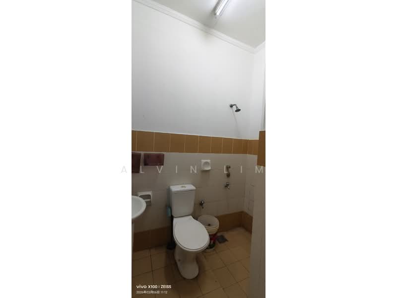 1-storey Terraced House for Rent in Bandar Bukit Raja (Klang) - Alvin Lim - Bathroom - PropertyGuru.com.my