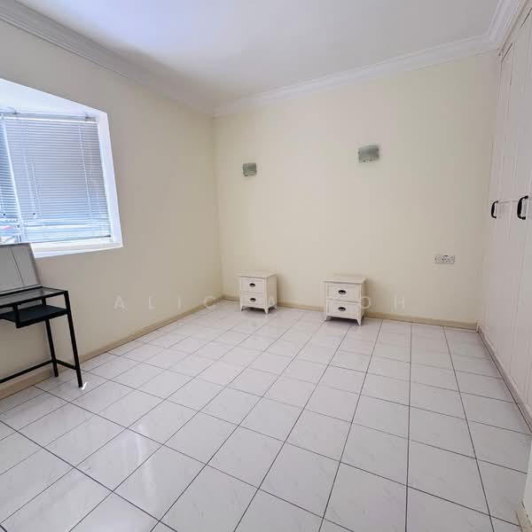 Condominium for Sale at Villa Emas - Alicia Poh - Bedroom - PropertyGuru.com.my