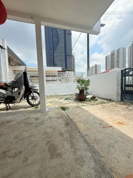 Pangsapuri Mahsuri (Lorong Mahsuri 12) untuk Untuk Dijual - RM 838,000, Mac 2026 - Exterior - PropertyGuru.com.my