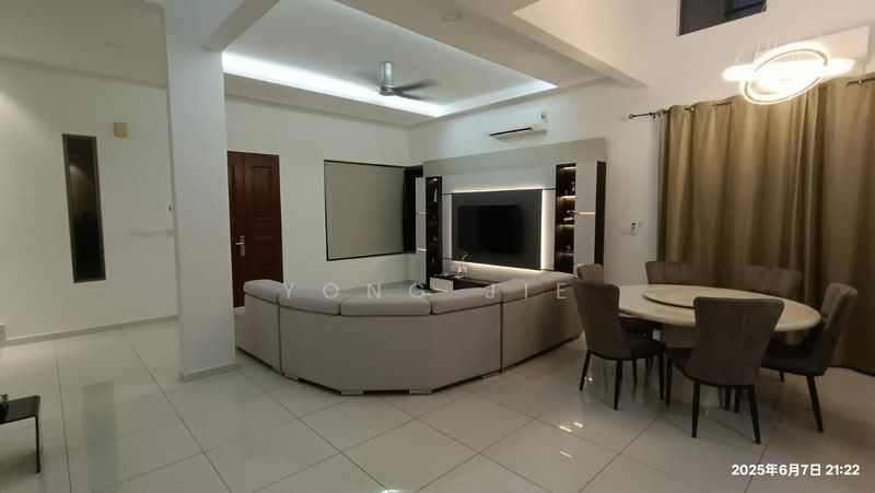 Garden Villas, Bukit Indah untuk Untuk Dijual - RM 1,750,000, Mac 2026 - Living Room - PropertyGuru.com.my