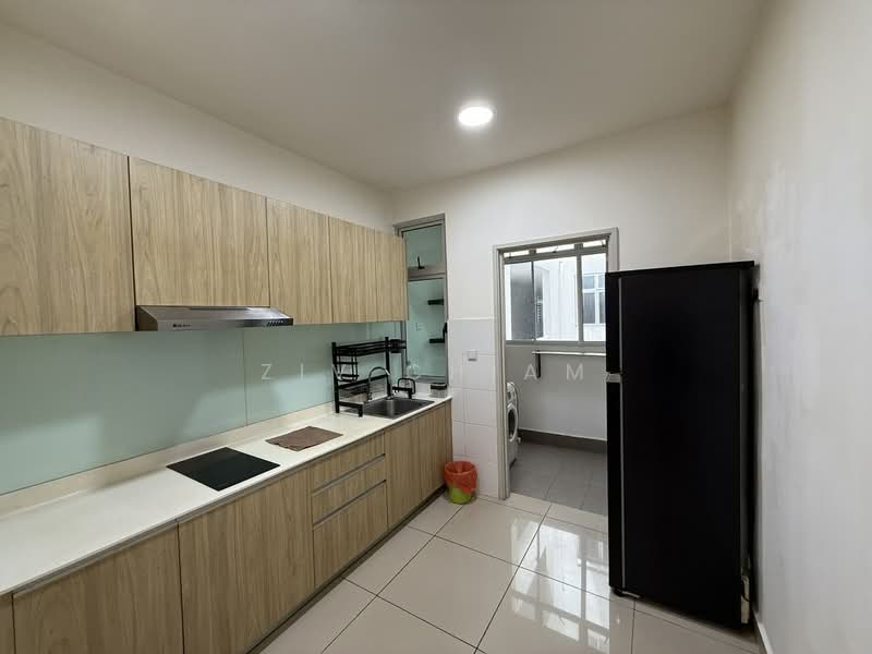 Service Residence for Rent at Meridin Bayvue @ Sierra Perdana - Ziv Chiam - Kitchen - PropertyGuru.com.my