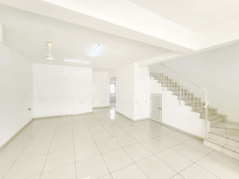 2-storey Terraced House for Sale in Setia Ecohill (Semenyih) - Isaac Sim - Living Room - PropertyGuru.com.my