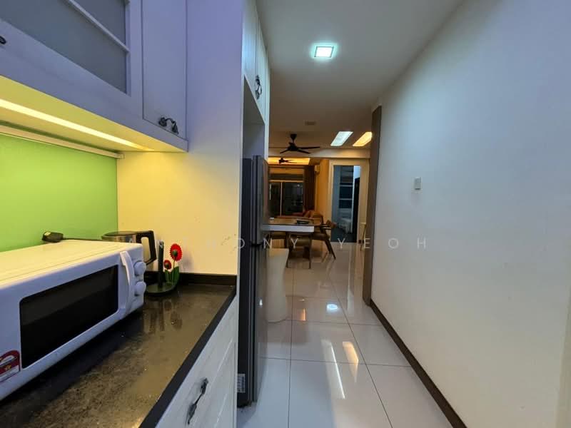 The Oasis untuk Untuk Disewa - RM 2,000 /bulan, Mac 2026 - Kitchen - PropertyGuru.com.my