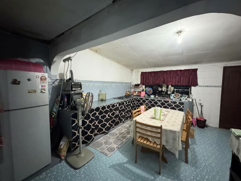 Bandar Baru Uda untuk Untuk Dijual - RM 478,000, Mac 2026 - Kitchen - PropertyGuru.com.my