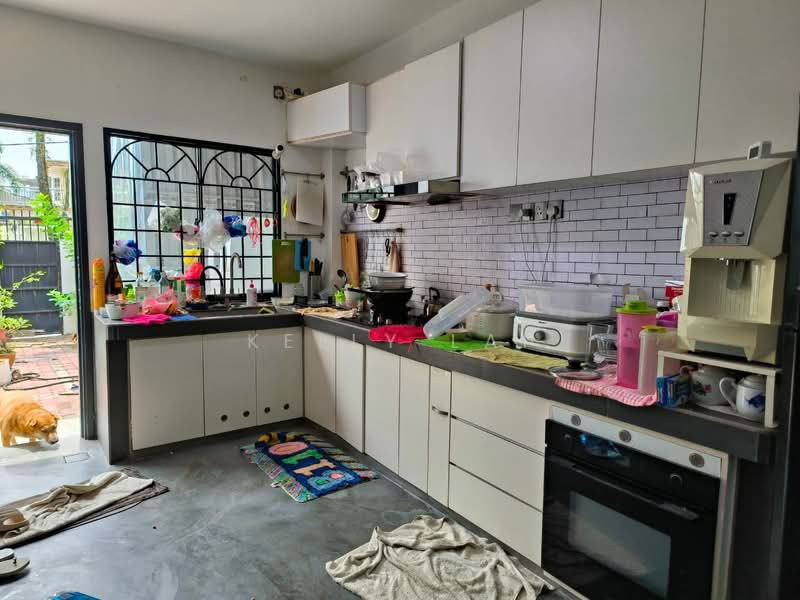 2.5-storey Terraced House for Sale in Taman Sri Bintang (Kepong) - Kelly Lai - Kitchen - PropertyGuru.com.my