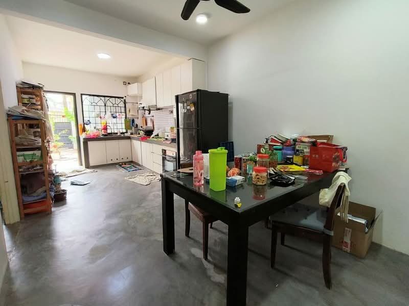 2.5-storey Terraced House for Sale in Taman Sri Bintang (Kepong) - Kelly Lai - Kitchen - PropertyGuru.com.my