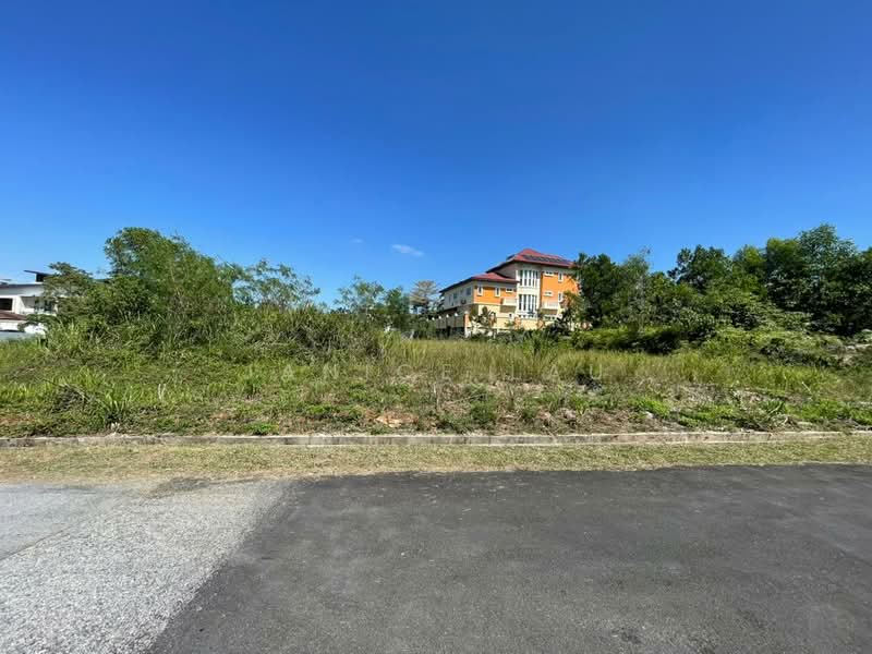 Commercial Bungalow for Sale in Bandar Mahkota Cheras (Cheras) - Janice Lau - Exterior - PropertyGuru.com.my