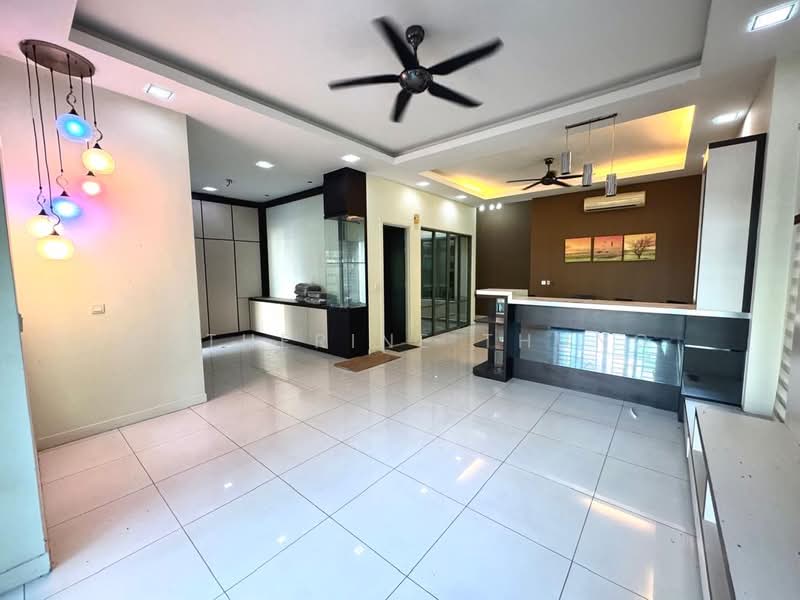 2-storey Terraced House for Sale in East Ledang (Iskandar Puteri (Nusajaya)) - Catherine Thung - Living Room - PropertyGuru.com.my