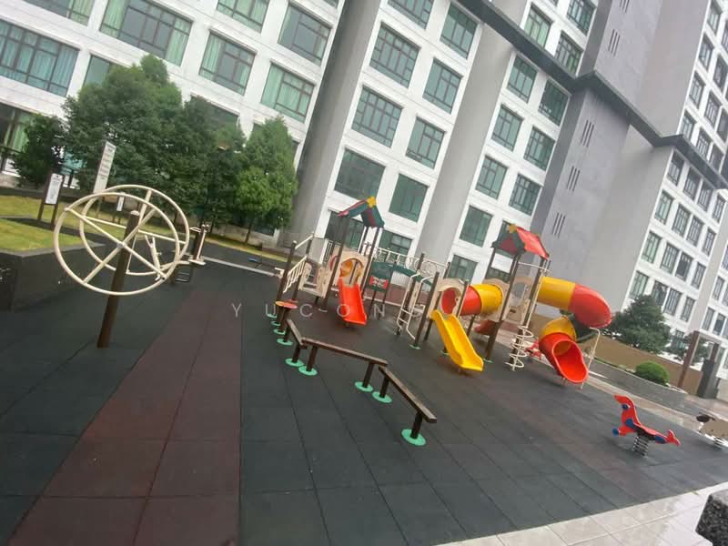 Service Residence for Sale at D'Summit Residences - Yucong . - Exterior - PropertyGuru.com.my