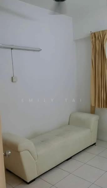 Kondominium untuk Dijual di Bukit Gembira Condominium - Emily Tai - Living Room - PropertyGuru.com.my