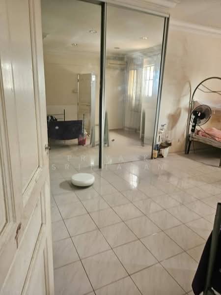 2-storey Terraced House for Sale in Pjs 9 (Sunway) - Priya K Sritharan - Bedroom - PropertyGuru.com.my