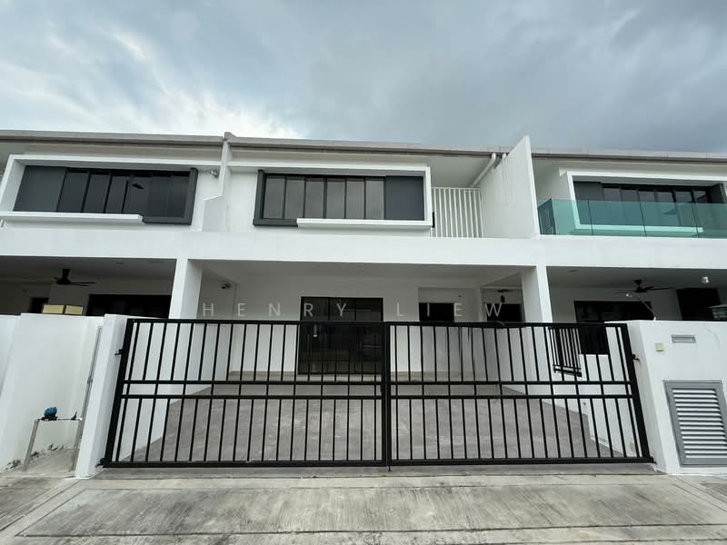 2-storey Terraced House for Sale in Cyberjaya (Selangor) - Henry Liew - Exterior - PropertyGuru.com.my