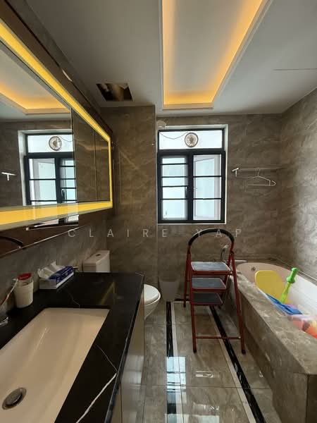 Servis Apartment untuk Dijual di R&F Princess Cove Phase 1 - Claire Yap - Bathroom - PropertyGuru.com.my