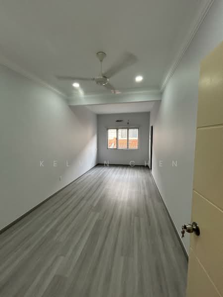 Taman Prima Tropika untuk Untuk Dijual - RM 800,000, Mac 2026 - Interior - PropertyGuru.com.my