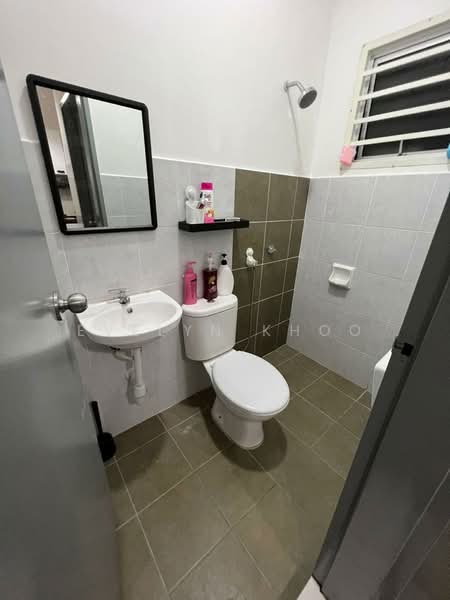 Alamanda Parklands untuk Untuk Dijual - RM 450,000, Mac 2026 - Bathroom - PropertyGuru.com.my