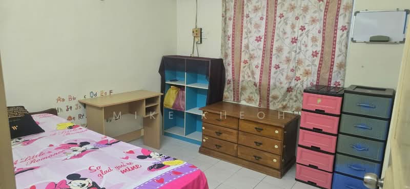 Taman Pekaka Block 31 untuk Untuk Dijual - RM 360,000, Mac 2026 - Bedroom - PropertyGuru.com.my