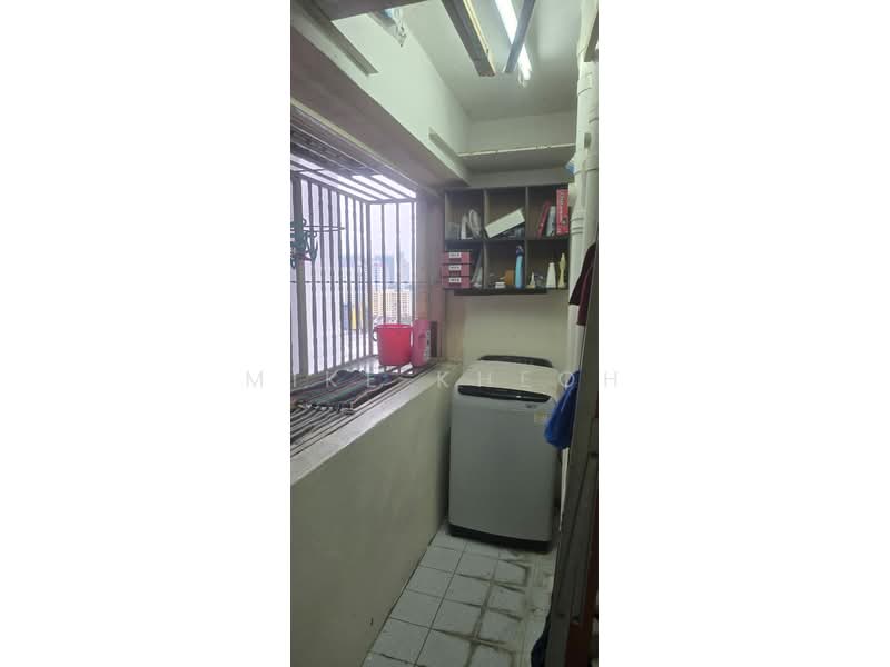 Taman Pekaka Block 31 untuk Untuk Dijual - RM 360,000, Mac 2026 - Balcony - PropertyGuru.com.my