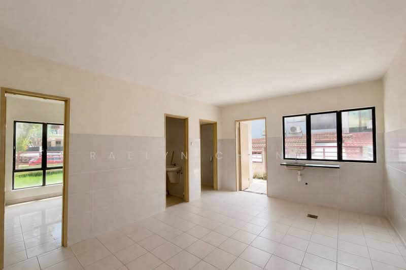 2.5-storey Terraced House for Sale in Bandar Kinrara Seksyen 1 (Bandar Kinrara) - Raelyn Chong - Interior - PropertyGuru.com.my