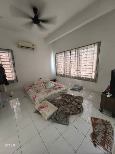 2-storey Terraced House for Sale in Taman Sungai Kapar Indah (Kapar) - Tom Lee - Bedroom - PropertyGuru.com.my