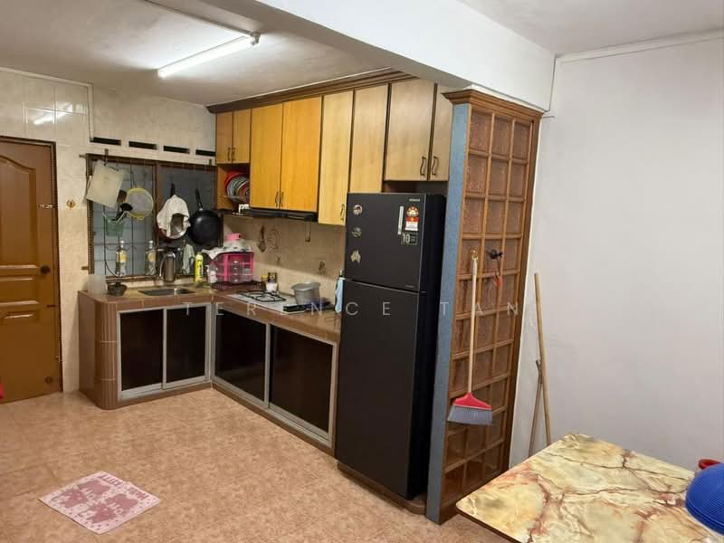Bandar Baru Permas Jaya untuk Untuk Dijual - RM 388,000, Mac 2026 - Kitchen - PropertyGuru.com.my