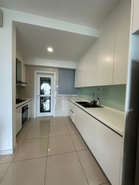 Iskandar Residences untuk Untuk Disewa - RM 3,500 /bulan, Mac 2026 - Kitchen - PropertyGuru.com.my