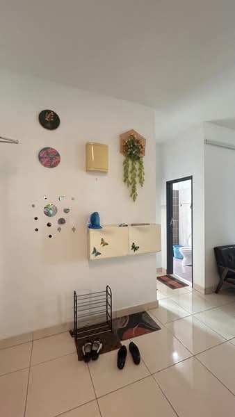 Service Residence for Rent at Saville @ Kajang - Grace Ha - Entrance - PropertyGuru.com.my