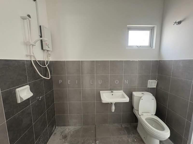 Meridin East untuk Untuk Disewa - RM 1,500 /bulan, Mac 2026 - Bathroom - PropertyGuru.com.my