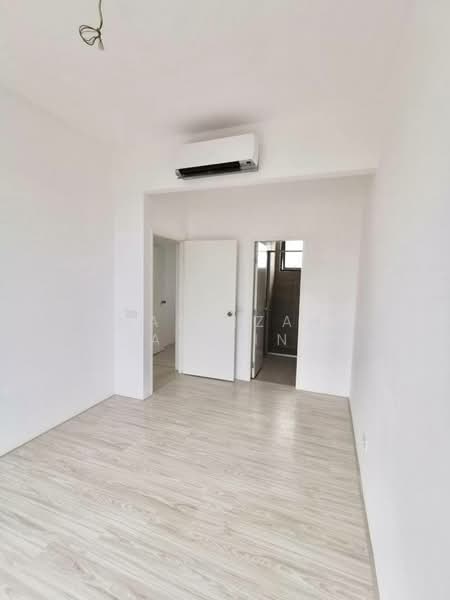 Service Residence for Sale at Lexa Residence @ The Quartz WM - Masnizah Arifin - Interior - PropertyGuru.com.my