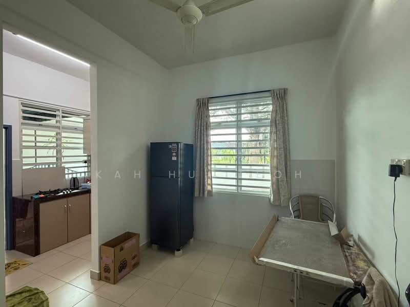 Taman Kota Permai untuk Untuk Dijual - RM 1,200,000, Mac 2026 - Kitchen - PropertyGuru.com.my