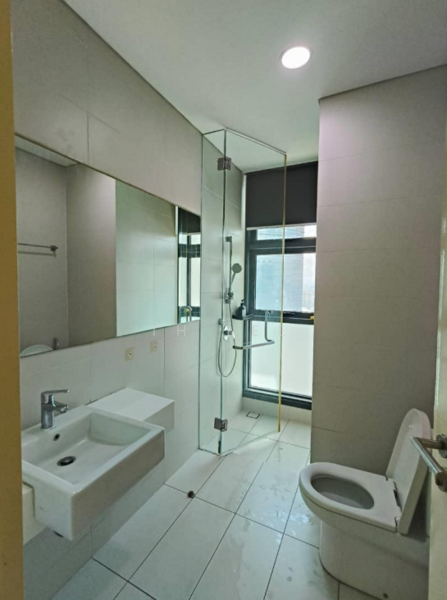 Vogue Suites One untuk Untuk Disewa - RM 5,000 /bulan, Mac 2026 - Bathroom - PropertyGuru.com.my