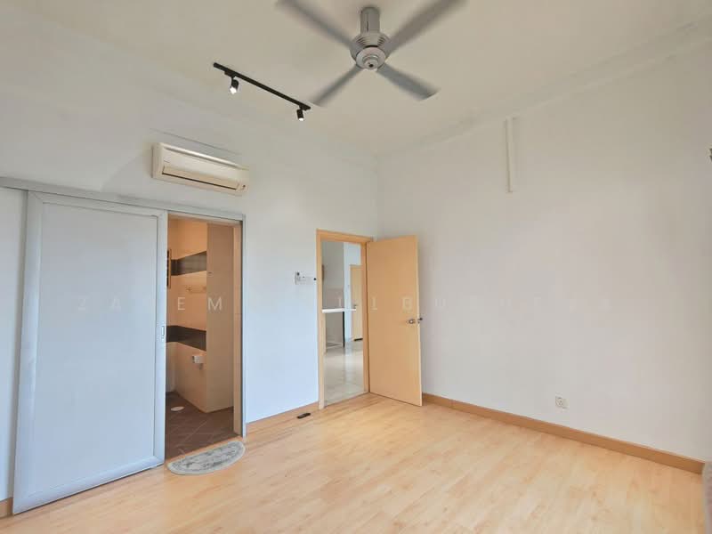 Service Residence for Sale at Serviced Residence @ Pelangi Damansara Sentral - Zarema Kulbuzheva - Interior - PropertyGuru.com.my