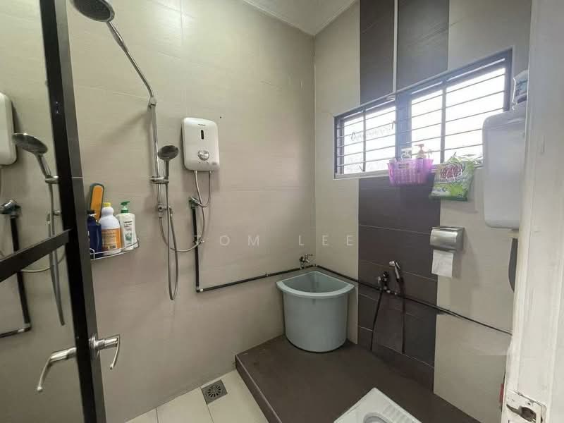 Limited Unit Pandamaran Klang , Selat Selatan 2 Storey Corner House untuk Untuk Dijual - RM 650,000, Mac 2026 - Bathroom - PropertyGuru.com.my