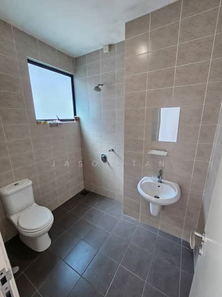 Kinrara Residence - 3 Storey Link House untuk Untuk Dijual - RM 1,180,000, Mac 2026 - Bathroom - PropertyGuru.com.my