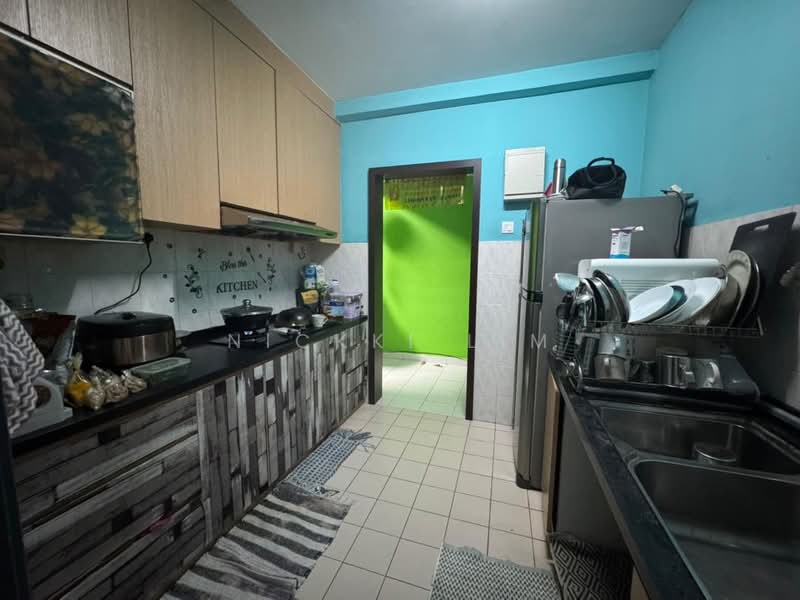 Danga View Apartment untuk Untuk Dijual - RM 388,000, Mac 2026 - Kitchen - PropertyGuru.com.my