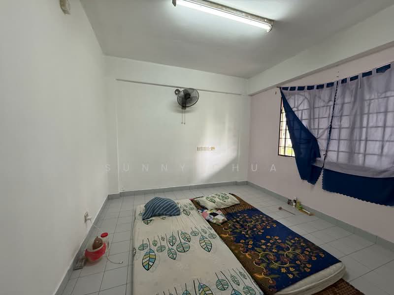 Cheras Perdana Apartment Block D, E untuk Untuk Disewa - RM 1,100 /bulan, Mac 2026 - Bedroom - PropertyGuru.com.my
