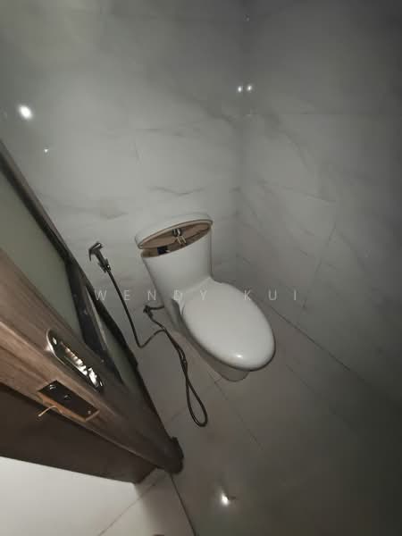 Apartment for Rent at Regalia Park @ Forest City - Wendy Kui - Bathroom - PropertyGuru.com.my