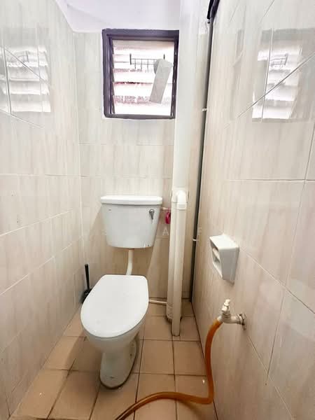 Shop for Rent in Taman Puncak Jalil (Seri Kembangan) - Joshua Fan - Bathroom - PropertyGuru.com.my