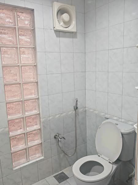 Terraced House for Rent in Ampang (Kuala Lumpur) - Chris Chia - Bathroom - PropertyGuru.com.my