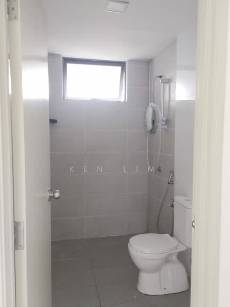 Kondominium untuk Disewa di Opal Residence - Ken Lim - Bathroom - PropertyGuru.com.my