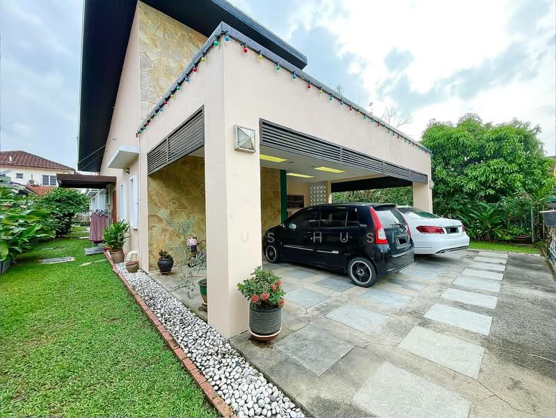 Bungalow for Sale in Bangi (Selangor) - Firdaus Husin - Exterior - PropertyGuru.com.my