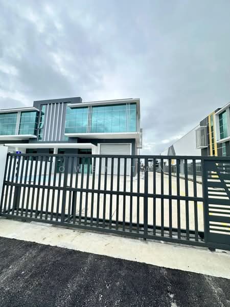 Cluster Factory for Rent in Taman Desa Cemerlang (Ulu Tiram) - Owen Tan - Exterior - PropertyGuru.com.my