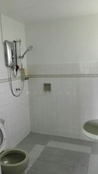 Sri Desa untuk Untuk Dijual - RM 350,000, Mac 2026 - Bathroom - PropertyGuru.com.my